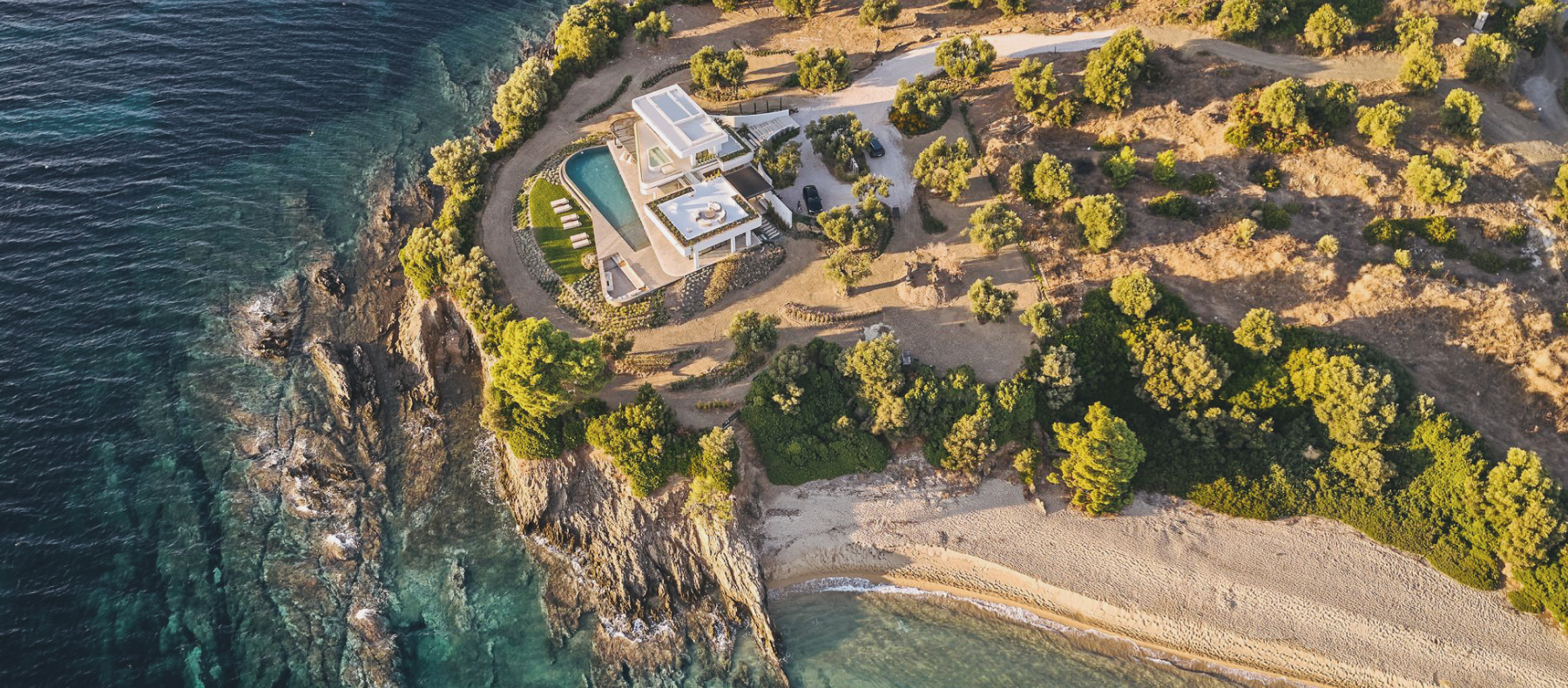 View of a beautiful coastline